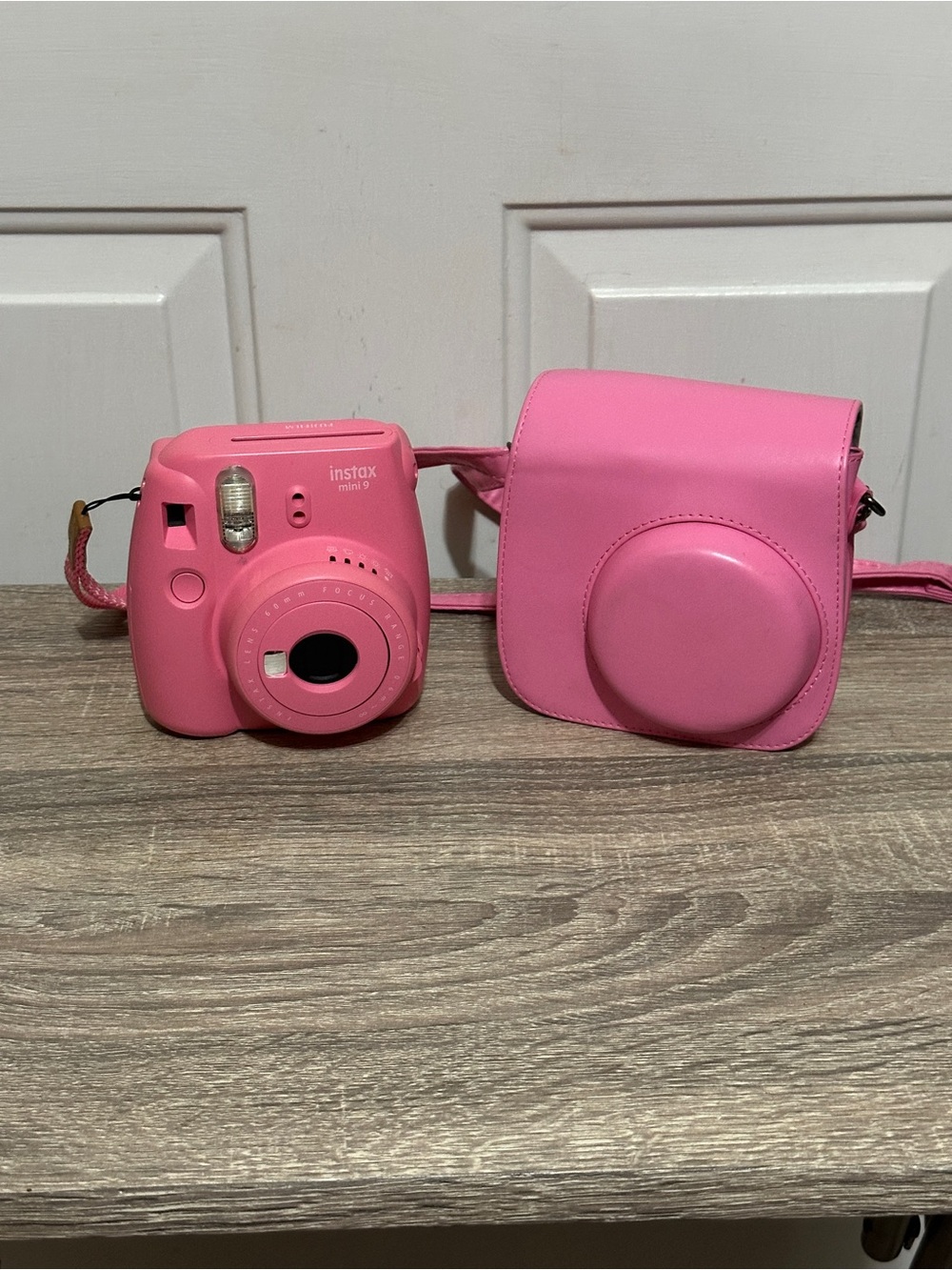 Fujifilm Instax Mini 9 Instant Camera | Flamingo Pink | TESTED | Case Included